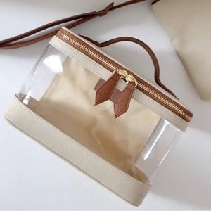 NWT Henny and lev cosmetic trunk dust bag